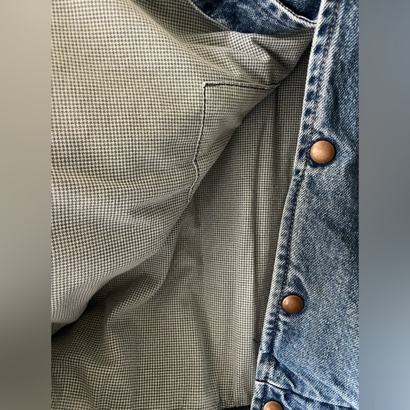 “Dale Earnhardt” Chevrolet Denim Button Up Jacket - Picture 7 of 8